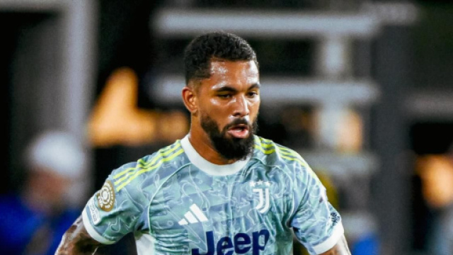 Douglas Luiz &copy; Instagram ufficiale giocatore