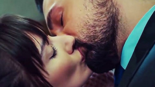 Zeynep e Alihan in Forbidden Fruit &ndash; &copy; Mediaset.