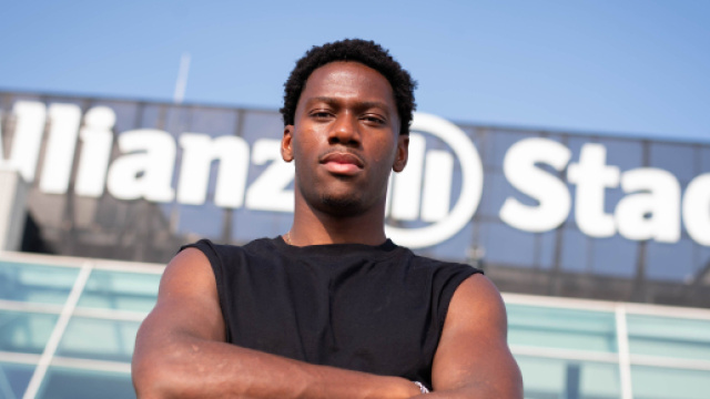 Jonathan David in un'immagine promozionale &copy; Juventus FC