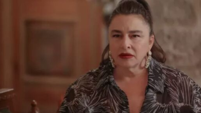 Hikmet in una scena de La notte nel cuore &copy; Mediaset.