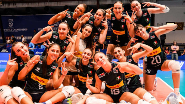 Italia femminile Volley &copy; Pagina Facebook ufficiale della Federazione Italiana Pallavolo