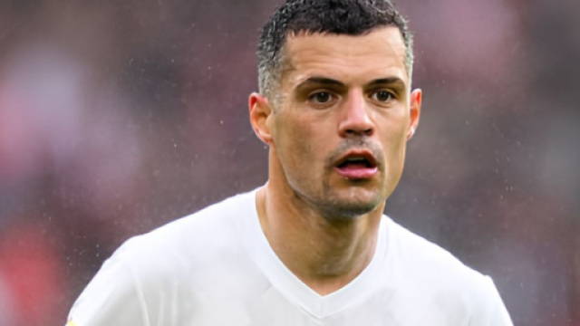 Granit Xhaka con la maglia del Leverkusen &copy; Instagram