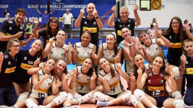Italia femminile Volley &copy; Pagina Facebook ufficiale della Federazione Italiana Pallavolo