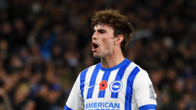 Matt O'Riley con la maglia del Brighton (&copy; Instagram)