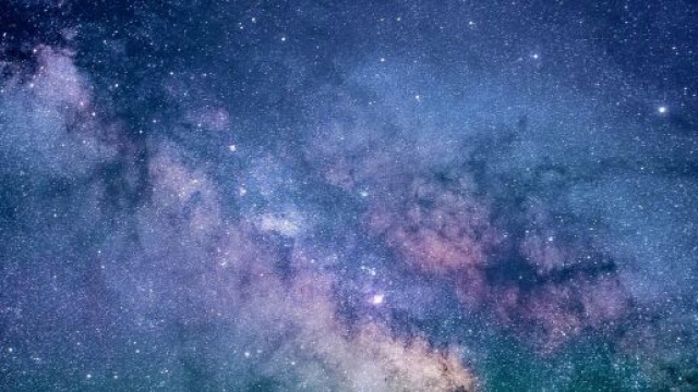 Una enorme nebulosa nello spazio &copy; Pixabay