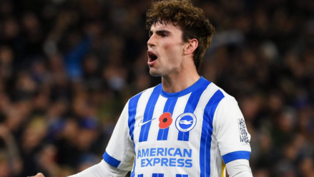 Il centrocampista Matt O'Riley &copy; Instagram