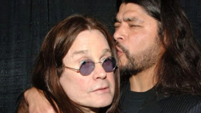 Ozzy Osbourne e Robert Trujillo dei Metallica (&copy; Facebook)