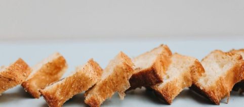 Crostini al Vin Santo, un antipasto sfizioso anche per Ferragosto