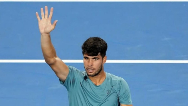 Carlos Alcaraz sconfigge Luca Nardi e accede ai quarti di Cincinnati &copy;carlitosalcarazz.