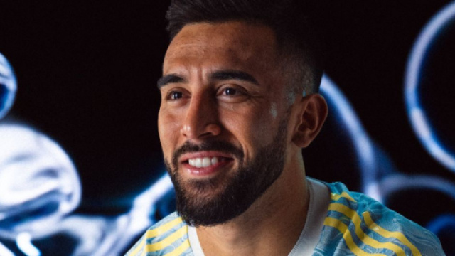 Nico Gonzalez in un'immagine promozionale &copy; Juventus FC