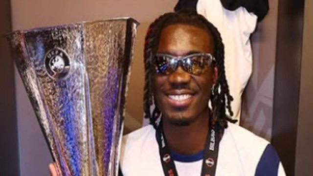 Yves Bissouma, centrocampista del Tottenham &copy; Instagram
