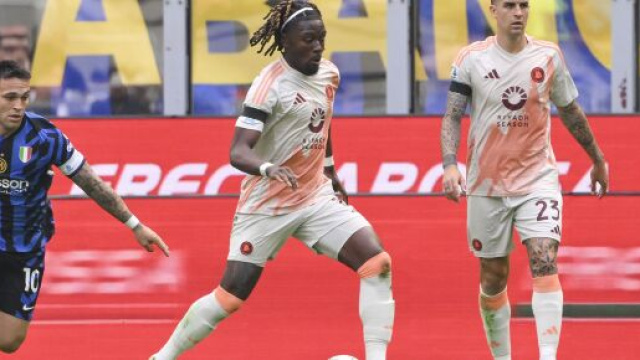 Manu Kone in azione con la maglia della Roma &copy; A.S Roma