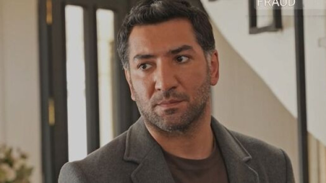 Kahraman in una scena di Tradimento &copy; Mediaset.