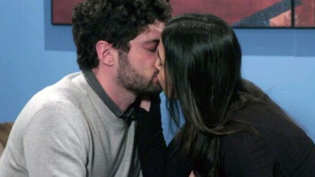 Niko e Manuela in una scena di Un posto al sole &copy; Rai 3.
