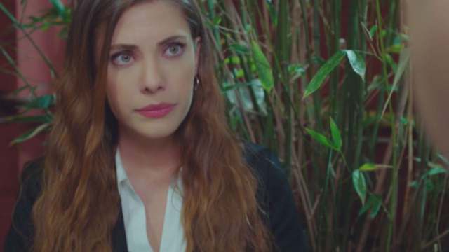 Yildiz in una scena di Forbidden Fruit &copy; Mediaset.