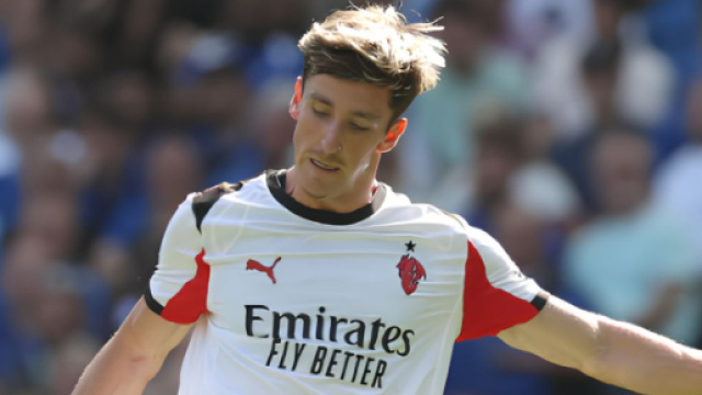 Saelemaekers con la maglia del Milan &copy; Instagram