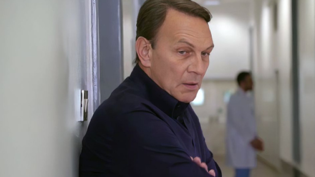 Roberto Ferri (Riccardo Polizzy Carbonelli) &copy; Un Posto al Sole Rai