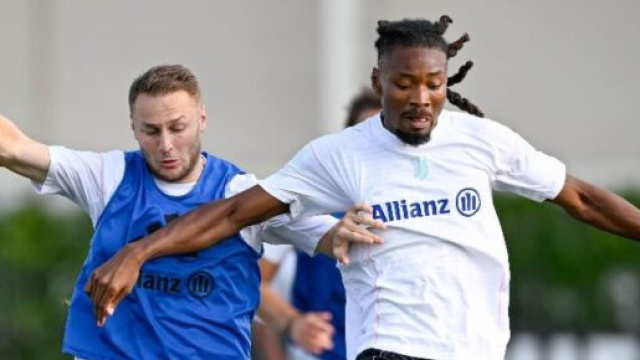 Teun Koopmeiners e Kheprhen Thuram . Foto &copy; Juventus