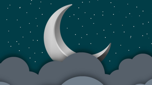 Nuvole con luna e puntini di stelle - &copy; Pixabay IA.