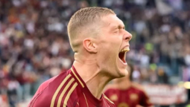 Artem Dovbyk esulta dopo un gol &copy; Instagram