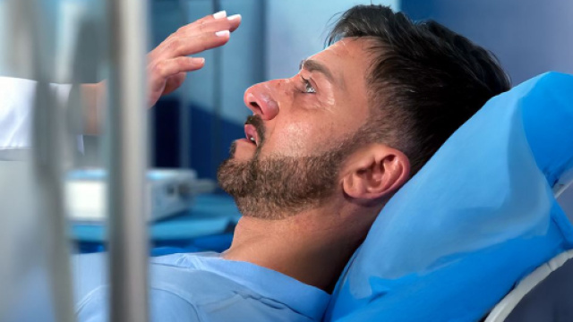 Gennaro Gagliotti (Carlo Caracciolo) &copy; Un Posto al Sole Rai