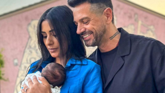 Asmaa Fares, Cristiano Lo Zupone e il figlio Luay - &copy; Instagram.