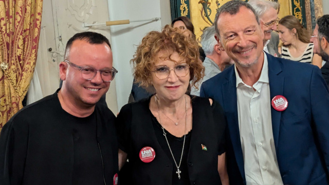 Gigi D'Alessio, Fiorella Mannoia e Amadeus alla presentazione di Una Nessuna Centomila