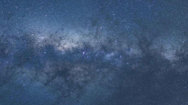 Cielo notturno pieno di stelle - &copy; pixabay.com