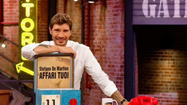 Stefano De Martino &ndash; Foto &copy; Affari Tuoi/Rai.