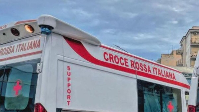 Ambulanza - &copy; Croce Rossa Italiana