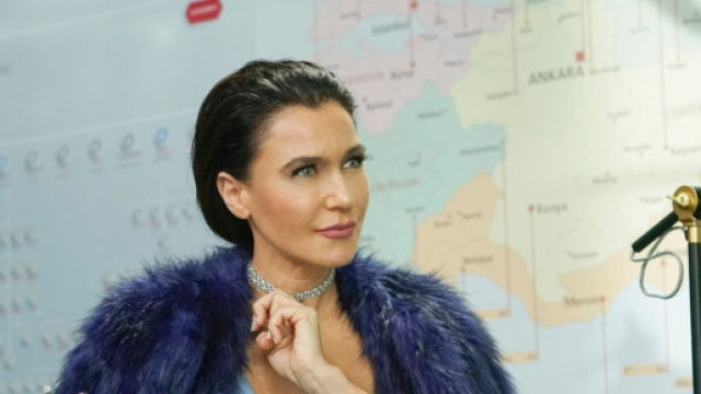 Şevval Sam &egrave; Ender &Ccedil;elebi in Forbidden Fruit &copy; Mediaset.