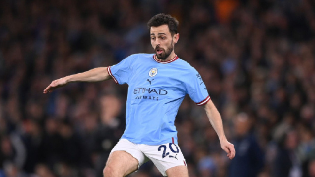 Bernardo Silva (Foto-Maglia Manchester City)