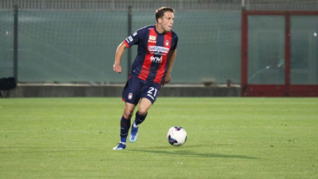 Daniel Leo, calciatore del Crotone - &copy; Facebook / FcCrotone