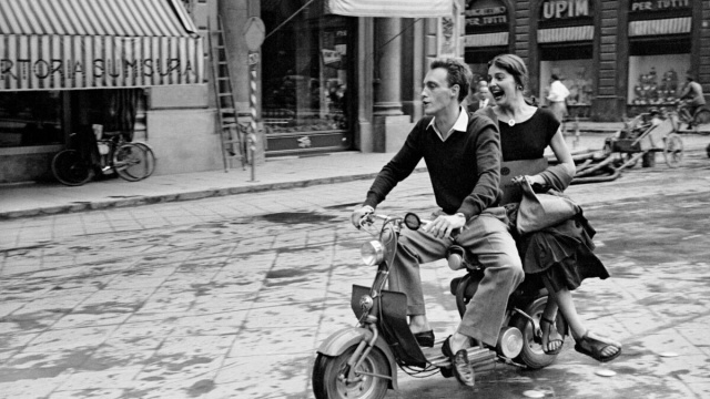 Una mostra dedicata alla fotografa e regista statunitense Ruth Orkin &copy; Creative Commons