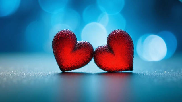 Due cuori vicini, foto da &copy;Pixabay