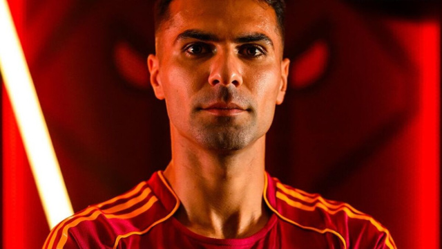 Zeki Celik, esterno della Roma. Foto da &copy; Roma