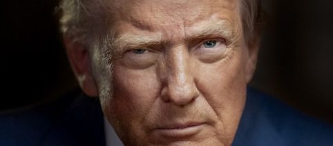 Trump annuncia nuovi dazi all'Europa: nel mirino 8 Paesi per il caso Groenlandia