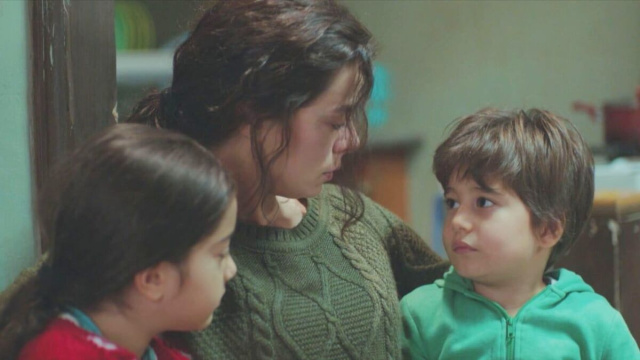 Bahar, Nisan e Doruk de La forza di una donna &copy; Mediaset.