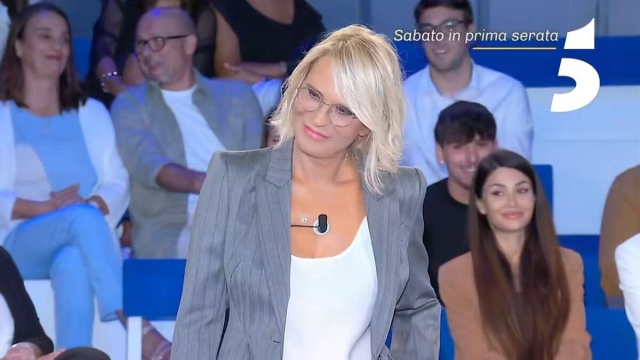 In foto Maria De Filippi a C'&egrave; posta per te &copy; Mediaset