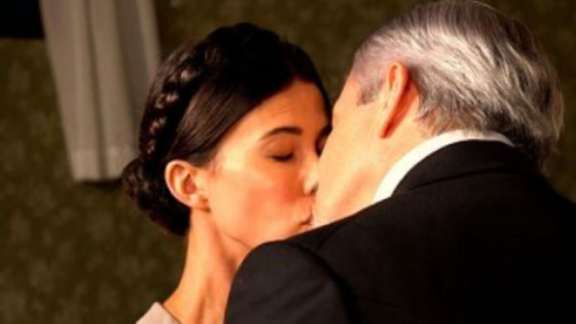 Teresa e Cristobal de La Promessa &copy; Mediaset.