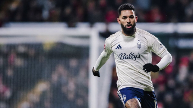 Douglas Luiz, centrocampista del Nottingham Forest. Foto &copy; Nottingham Forest