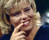 Maria De Filippi, i migliori tagli di capelli da giovane e di oggi &copy; Creative Commons