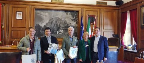 Giorgio Pasotti è Eugenio Monti nel film 