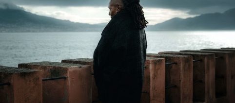 Upas, trame al 6 febbraio: Raffaele scopre il segreto che tormenta Eleanor: un fratello da ritrovare