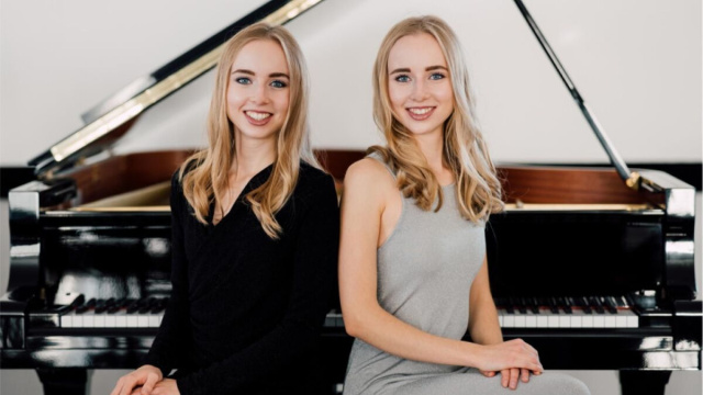 Eleonora e Beatrice Dallagnese  Accademia Filarmonica &copy; Creative Commons