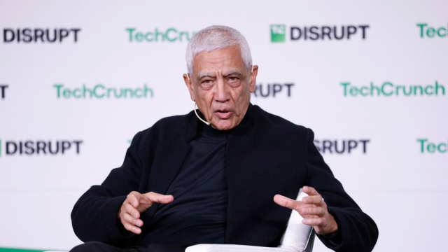 Vinod Khosla publicly disavows Keith Rabois' comments on ICE shooting &copy; Creative Commons