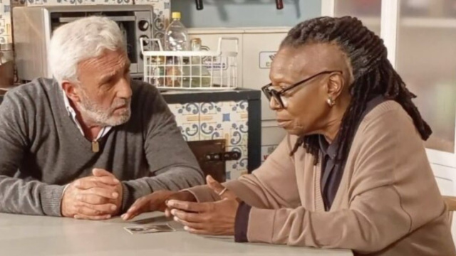 Raffaele ed Eleanor - screenshot &copy; Un posto al sole