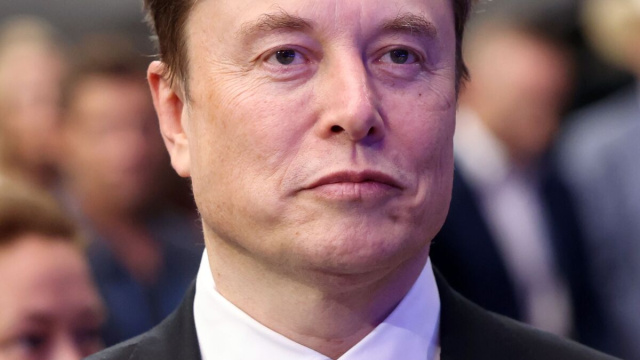 Elon Musk - Wikipedia &copy; Creative Commons