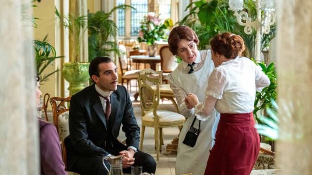 La Promessa trame spagnole: Leocadia e Lorenzo fanno impazzire Eugenia con del veleno