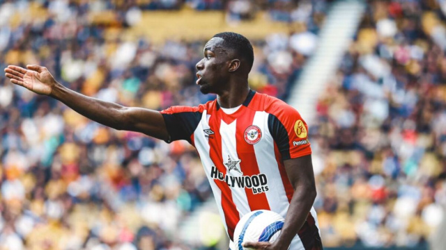 Michael Kayode, esterno del Brentford. Foto &copy; Brentford